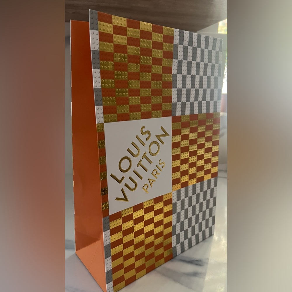 AUTHENTIC  Louis Vuitton 2022 Holiday Lego Gift Shopping Bag - Picture 2 of 11